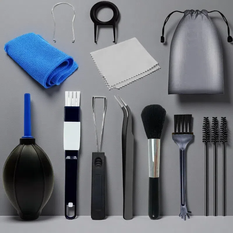 12-in-1 Household Mechanical Keyboard Cleaning Tool Set – Multi-Functional Cleaning Kit 12piece set