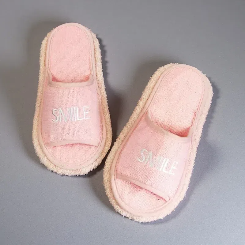 Women’s Detachable Bottom Mop Slippers – Cute & Functional Cleaning Footwear Pink
