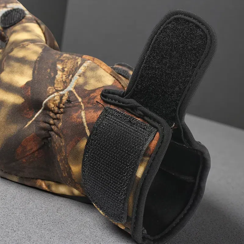 Outdoor Sports Gloves – Warm Winter Riding & Fishing Gloves with Durable Neoprene