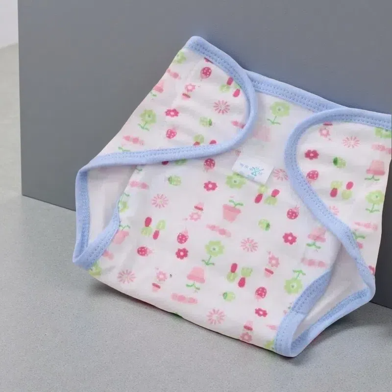 Cotton Cartoon Printed Cloth Diaper – Washable, Soft & Comfortable for Babies 0-2 Years Beetle flower One size